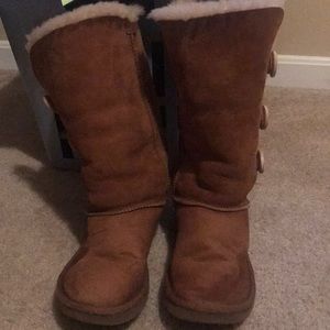 Tall chestnut uggs boots